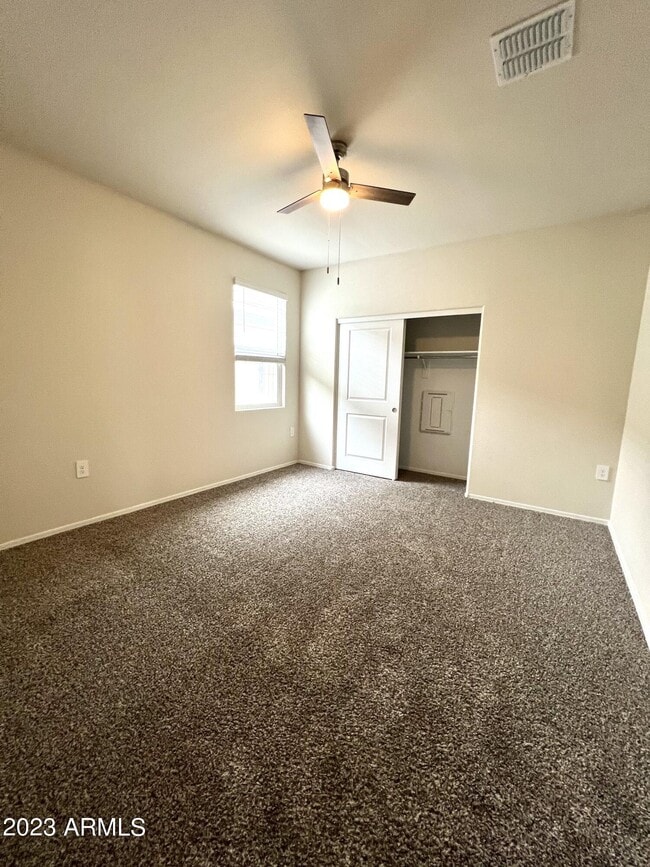 Building Photo - 24368 W Albeniz Pl