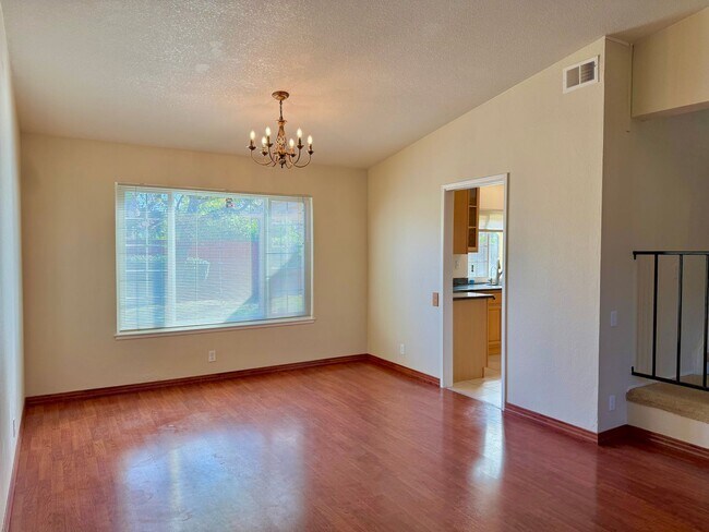 Building Photo - $4,100 - GORGEOUS 4 BEDROOM UNION CITY HOME