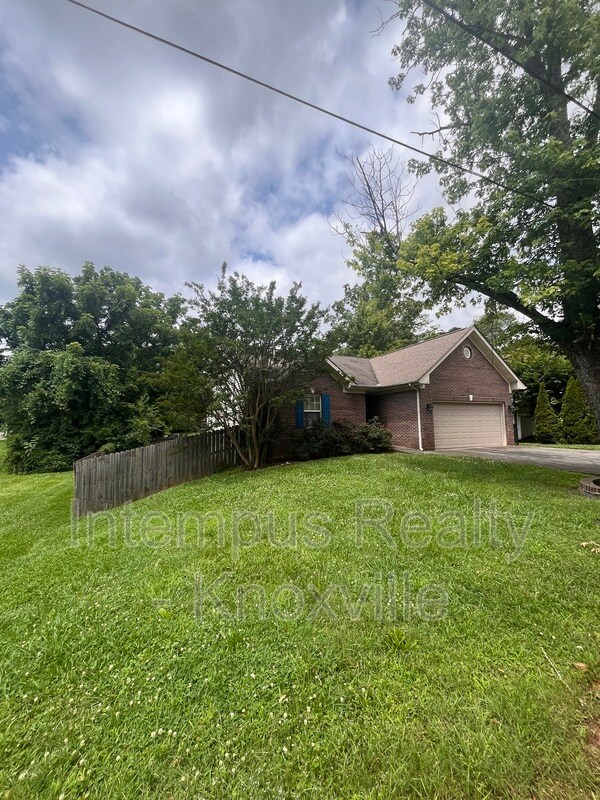 Building Photo - 1333 Willmann Ln