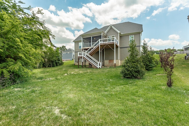 Building Photo - 7725 Peppertree Dr