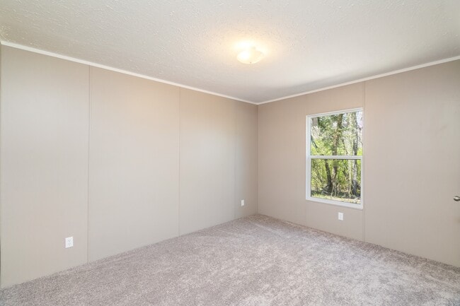 Building Photo - 456 W Outer Dr