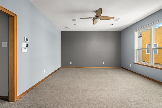 Building Photo - 224 Willard St