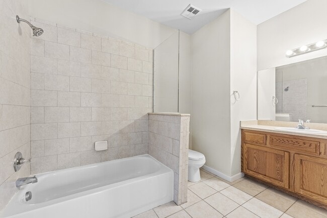 Building Photo - Towne Center Flats - 45514 Revere Dr.