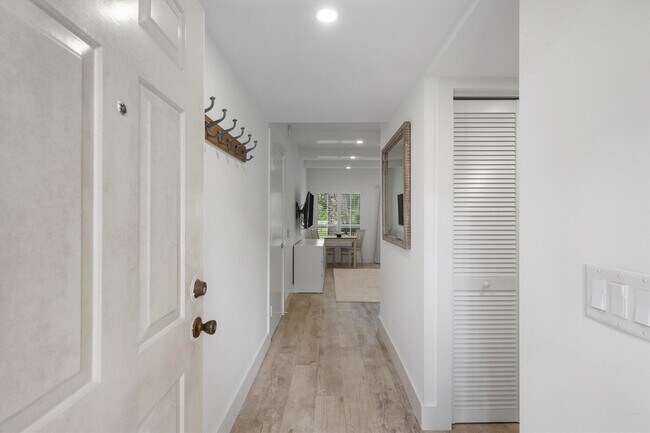 Building Photo - 13334 Polo Club Rd