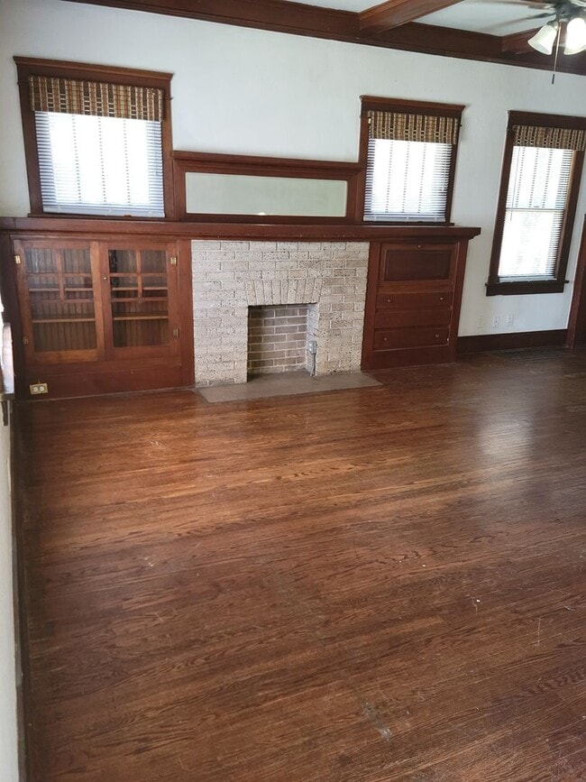 Building Photo - 1121 15th St