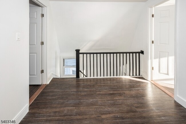 Building Photo - 11 Ellington St