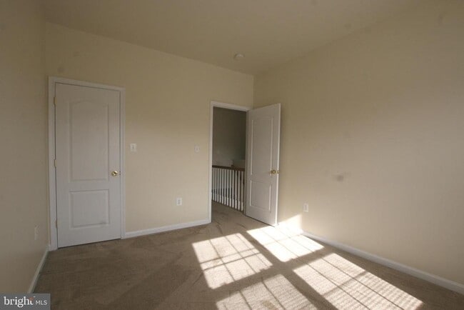 Building Photo - 107 Berwick Ln