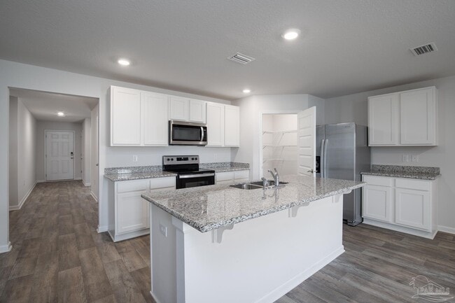 Building Photo - 5540 Lancelot Trl