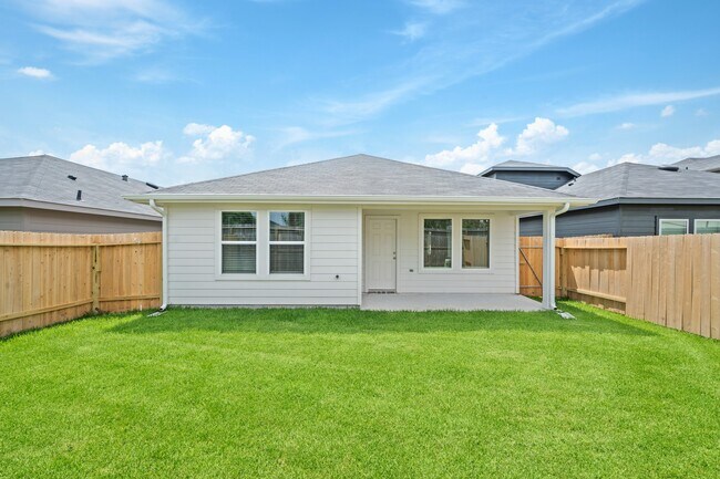 Building Photo - 16830 Paintbrush Holw Ln