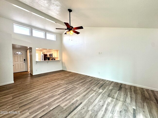 Building Photo - 5114 E Edgemont Ave