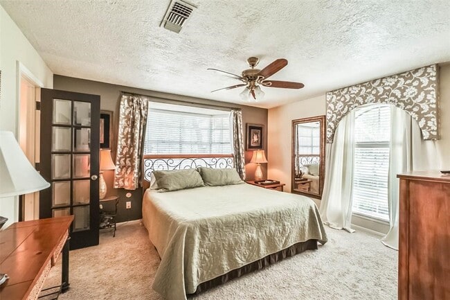 Building Photo - 6911 Sprigg St