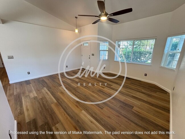 Building Photo - Newly updated Chichester Estates home