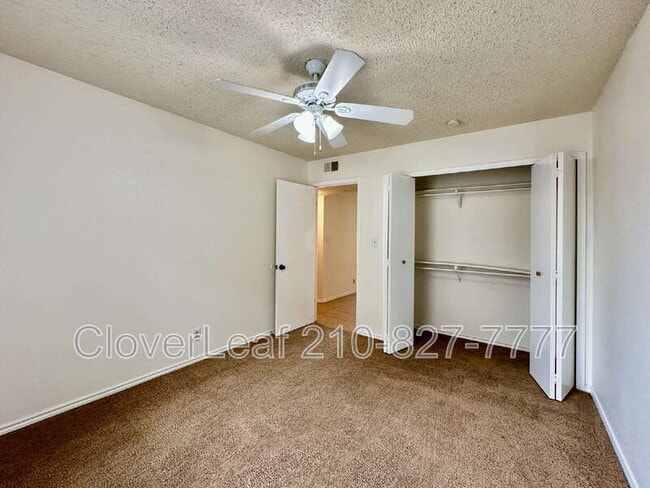 Building Photo - 10563 Starcrest Dr