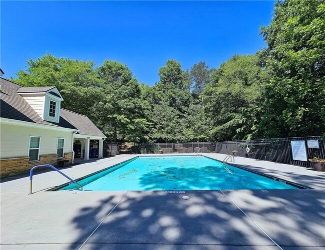 Building Photo - 335 Snowgoose Ct