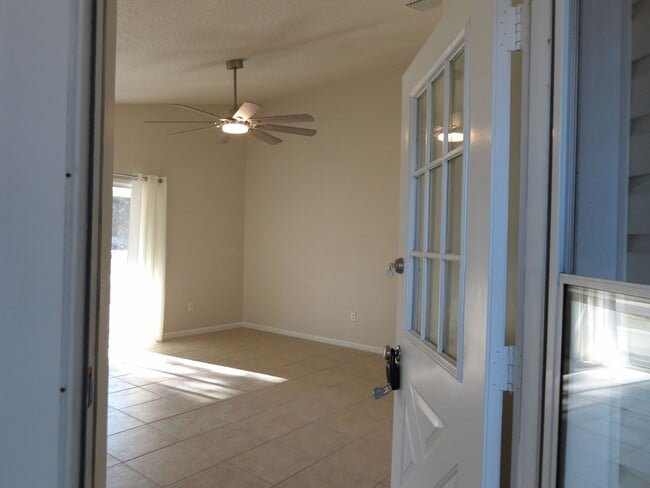 Building Photo - 75A Wellwood Ln