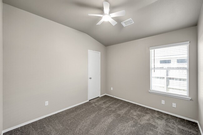 Building Photo - 3139 Lodgemist Ln