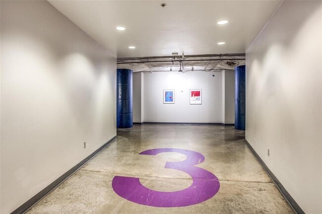 Building Photo - 1122 Jackson St