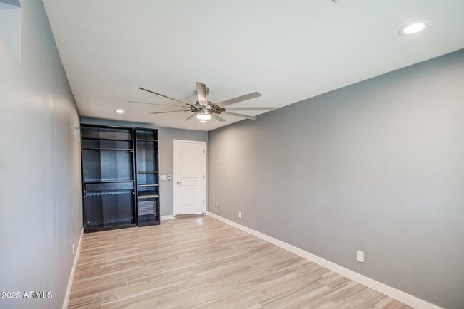 Building Photo - 3729 W Butler Dr