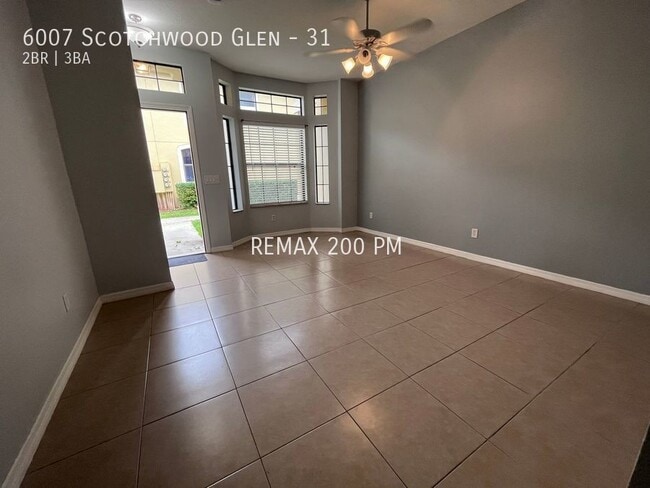 Building Photo - 6007 Scotchwood Glen