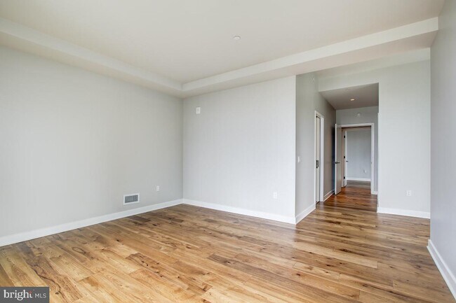 Building Photo - 1781 N Pierce St