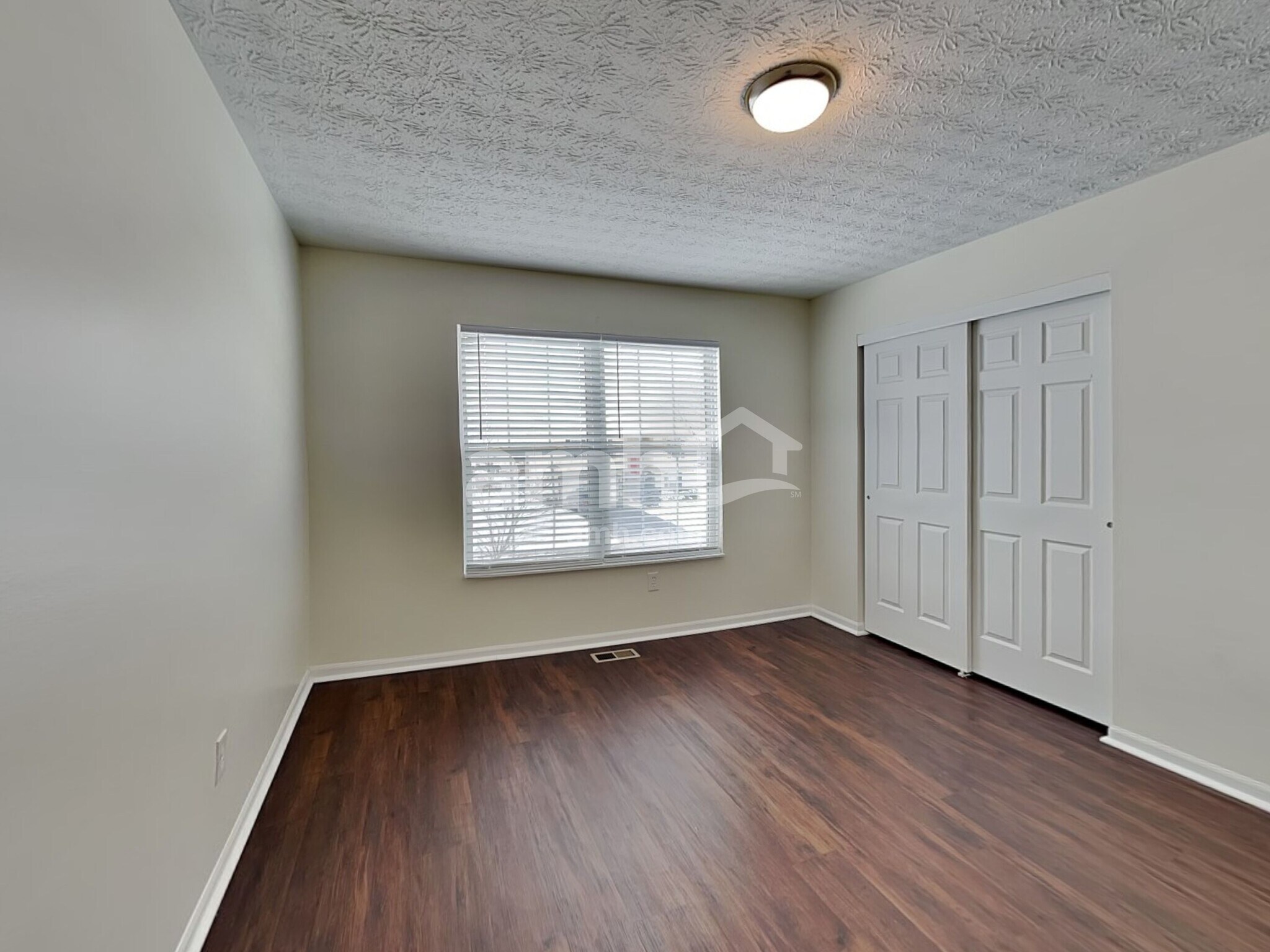 Building Photo - 568 Princeton St