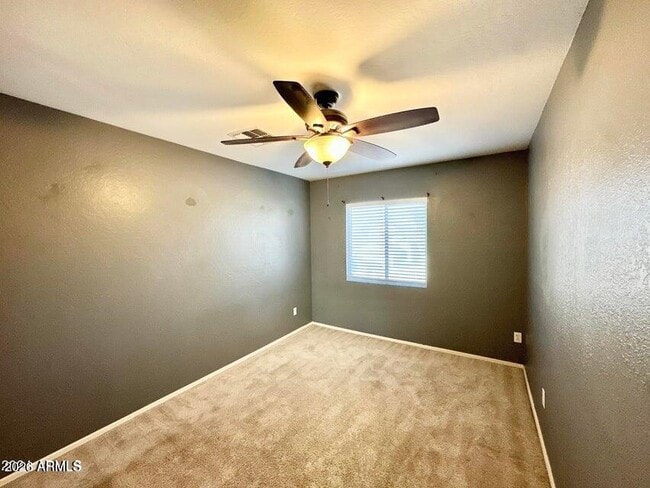 Building Photo - 11569 W Cinnabar Ave