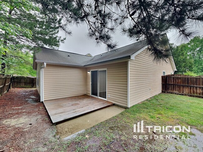 Building Photo - 217 Wild Olive Dr