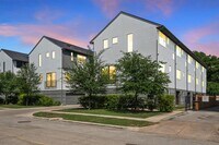 Building Photo - 5016 Bryan St