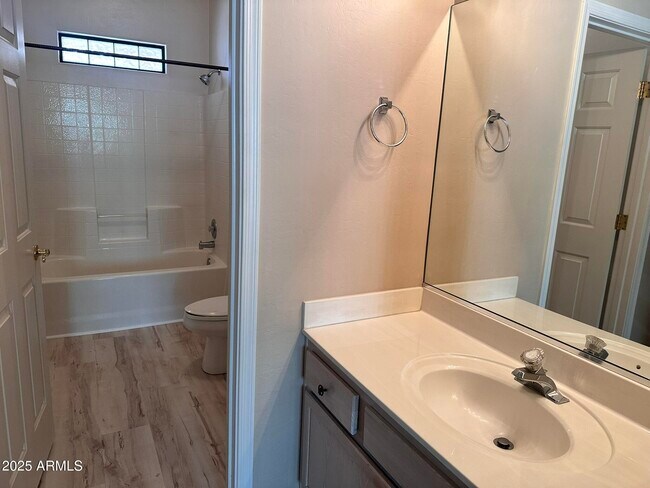 Building Photo - 9253 N Firebrick Dr