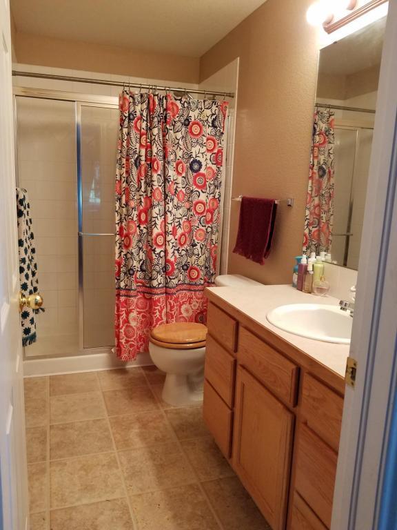 Building Photo - 835 Kane Dr