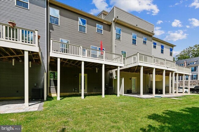 Building Photo - 8261 Kippis Rd