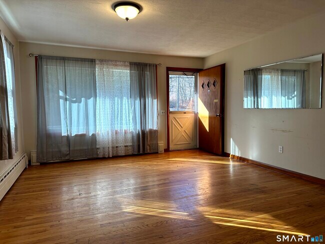 Building Photo - 407 CT-2