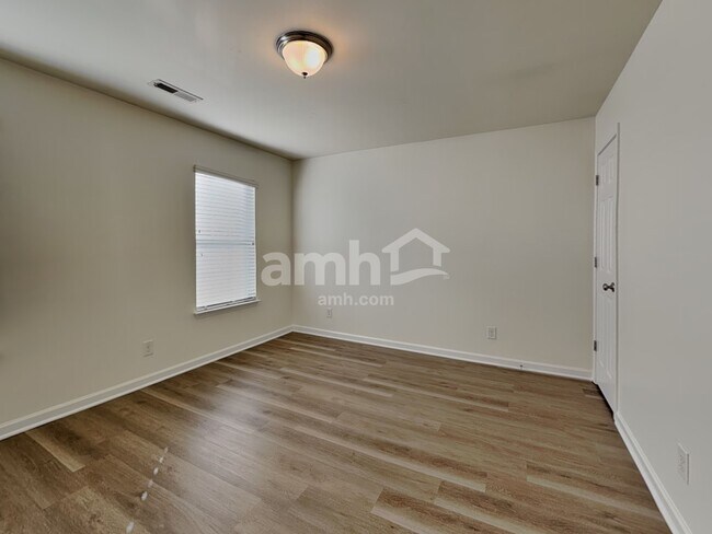 Building Photo - 801 Winterside Ln