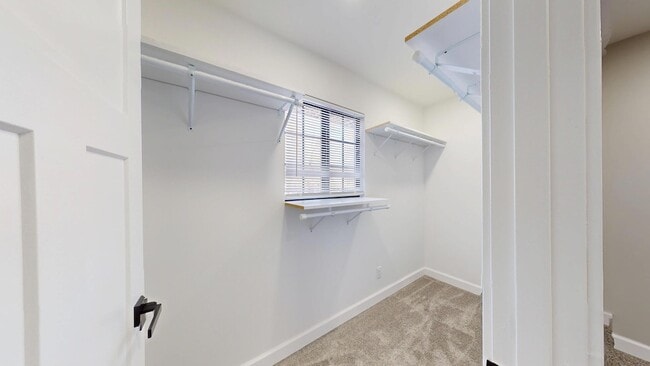 Building Photo - 1033 E 51st Pl