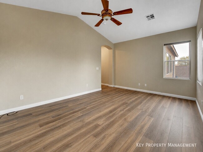 Building Photo - 2294 Tedesca Dr