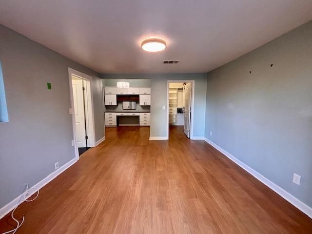 Building Photo - 1900 Lundy Ave