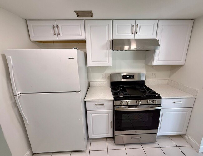 Building Photo - Beautifully Renovated 4-Bedroom Home with Large Backyard & 2-Car Garage