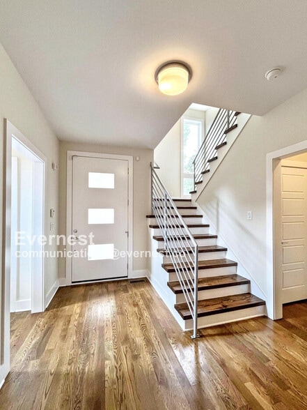 Building Photo - 1804 Cahal Ave