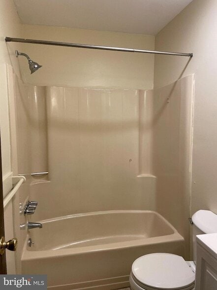 Building Photo - 304 Christopher Pl