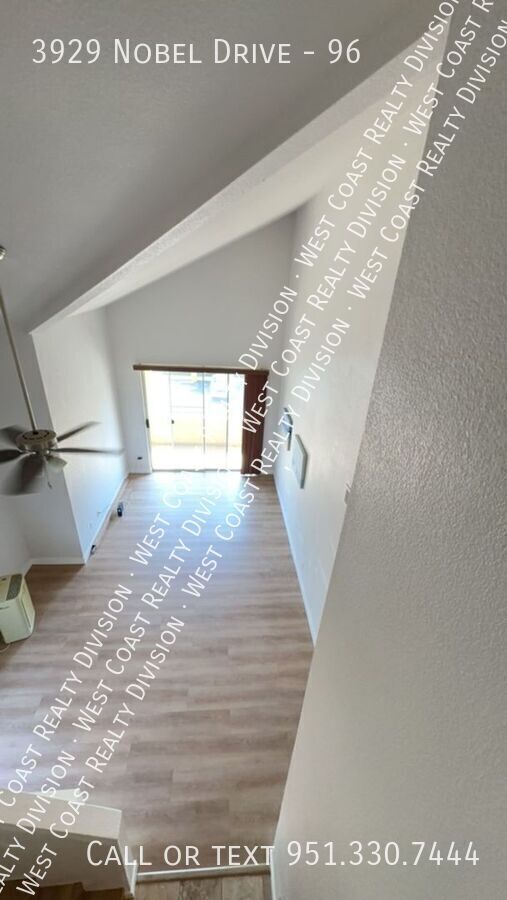 Building Photo - Gorgeous 2-bed/2-bath Condo in a Gated Com...