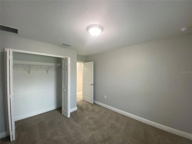 Building Photo - 3200 SW 129th Loop