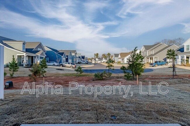 Building Photo - 451 Hazelcote Rd