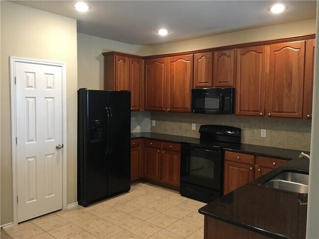 Building Photo - 5213 Spyglass Ln
