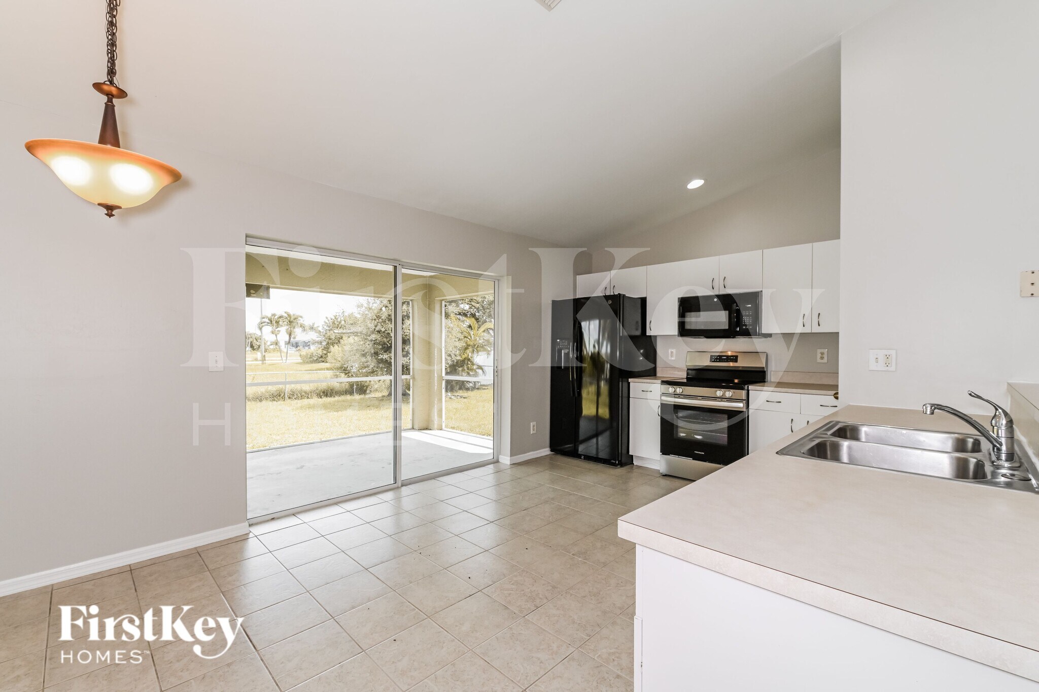 Building Photo - 2513 SW 31st St