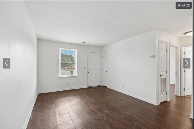 Building Photo - 3632 Willow Creek Ct