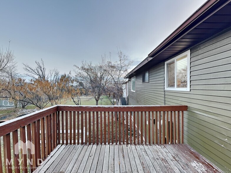 Building Photo - 4990 Muirkirk Rd