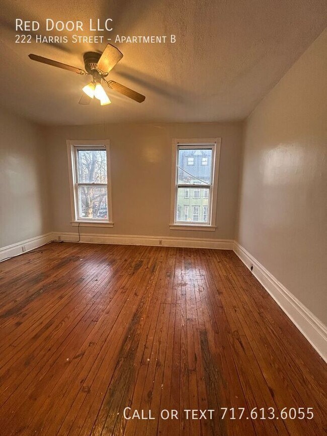 Building Photo - 222 Harris St