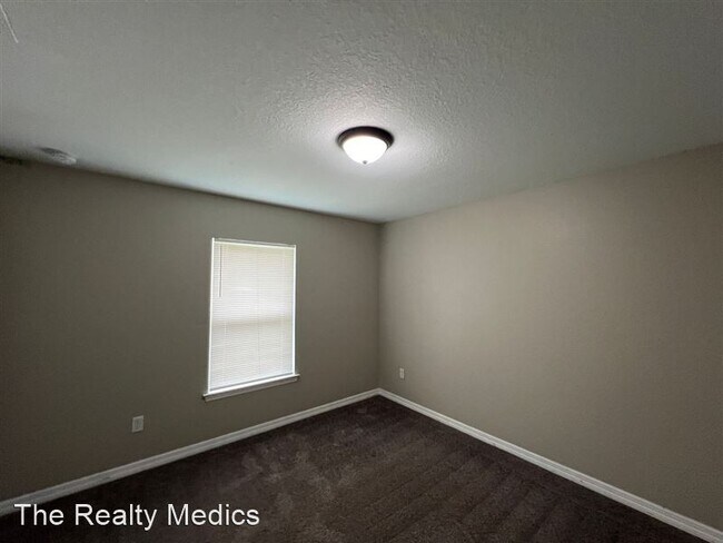 Building Photo - 219 Malauka Loop