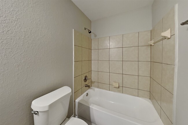 Building Photo - 14814 Liberty Stone Ln