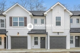 Building Photo - 3 Bedroom Pet-Friendly Home in Gallatin, TN with Main Street Renewal